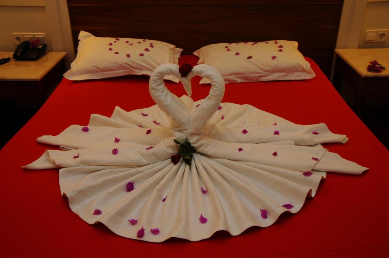 Alba Royal Hotel (Adults Only) سيدي الغرفة الصورة