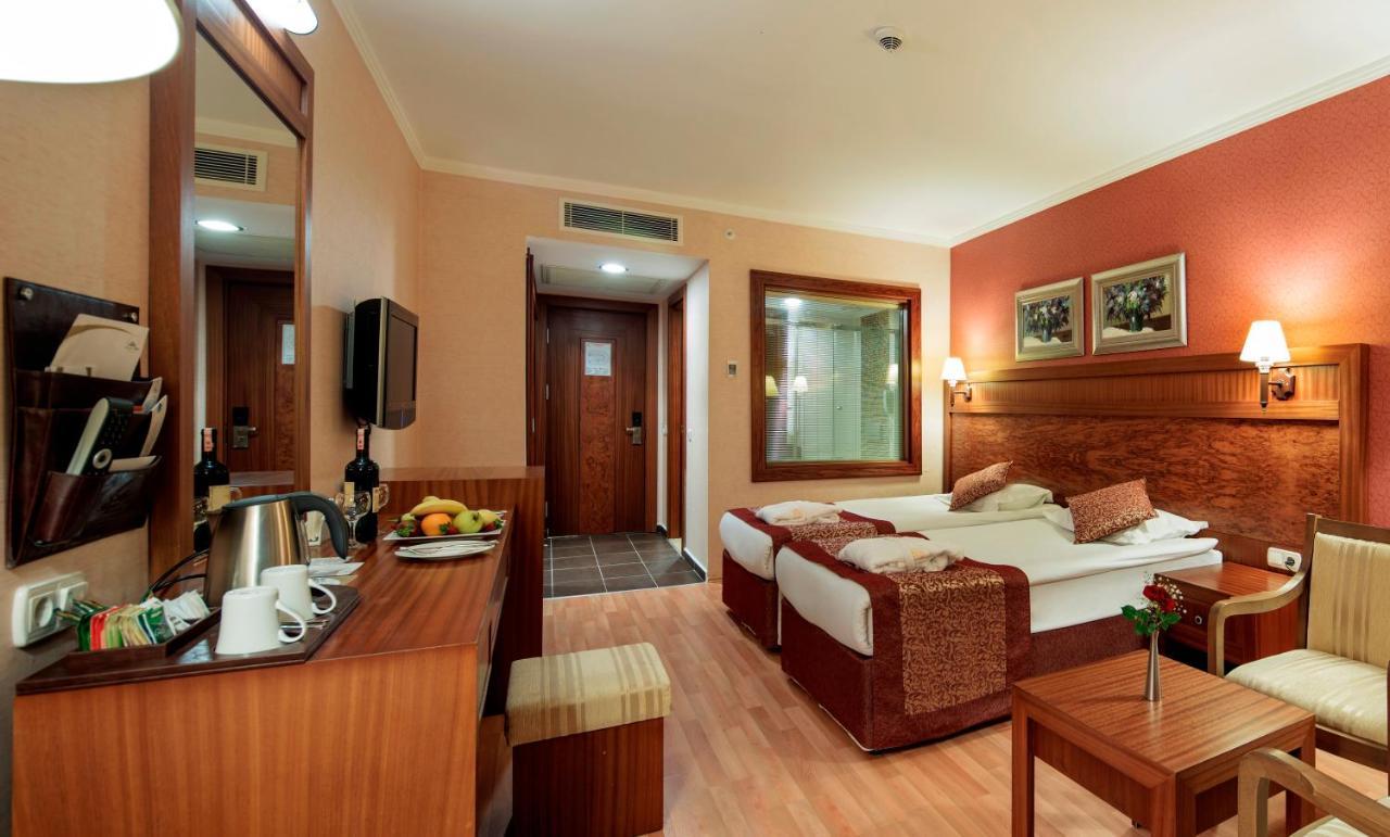 Alba Royal Hotel (Adults Only) سيدي الغرفة الصورة