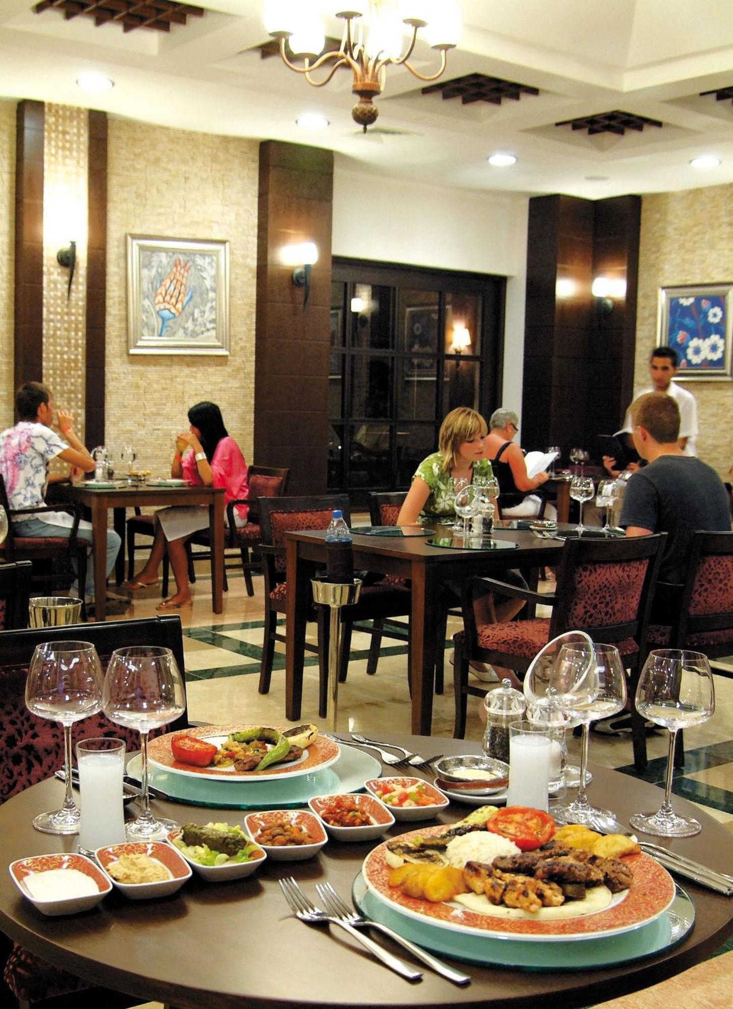 Alba Royal Hotel (Adults Only) سيدي المظهر الخارجي الصورة